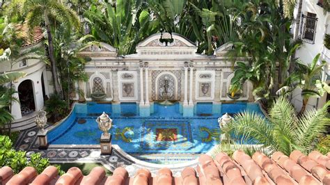 versace richmond photos|5 Secrets of the Versace Mansion .